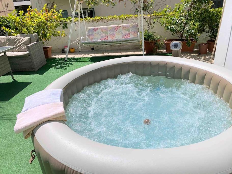 Amazing 3Bdr Apt With Unique Roof Garden In Plaka Ateny Zewnętrze zdjęcie