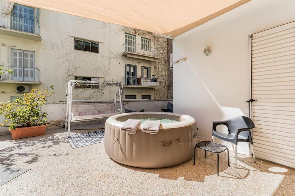 Amazing 3Bdr Apt With Unique Roof Garden In Plaka Ateny Zewnętrze zdjęcie