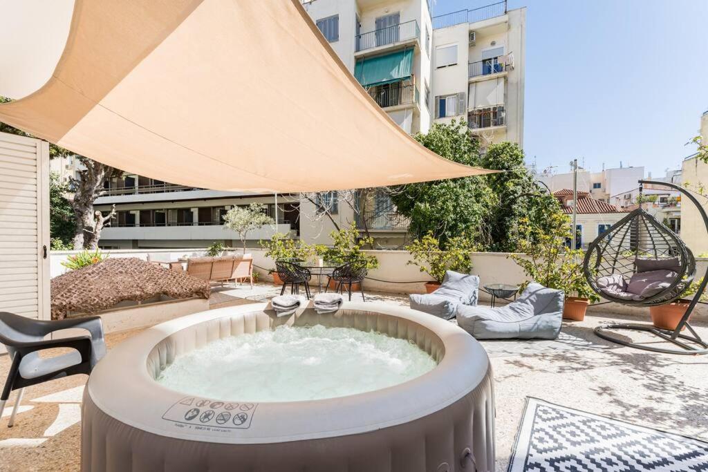 Amazing 3Bdr Apt With Unique Roof Garden In Plaka Ateny Zewnętrze zdjęcie