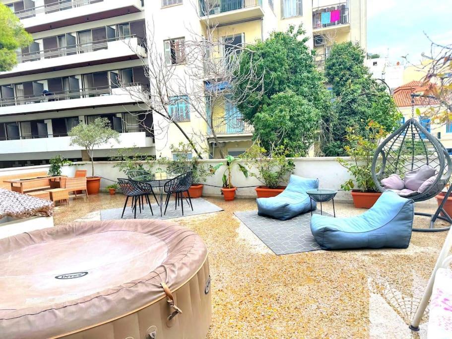 Amazing 3Bdr Apt With Unique Roof Garden In Plaka Ateny Zewnętrze zdjęcie