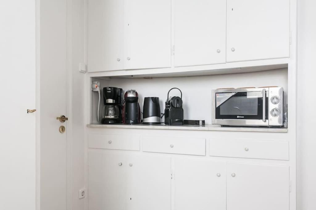 Amazing 3Bdr Apt With Unique Roof Garden In Plaka Ateny Zewnętrze zdjęcie