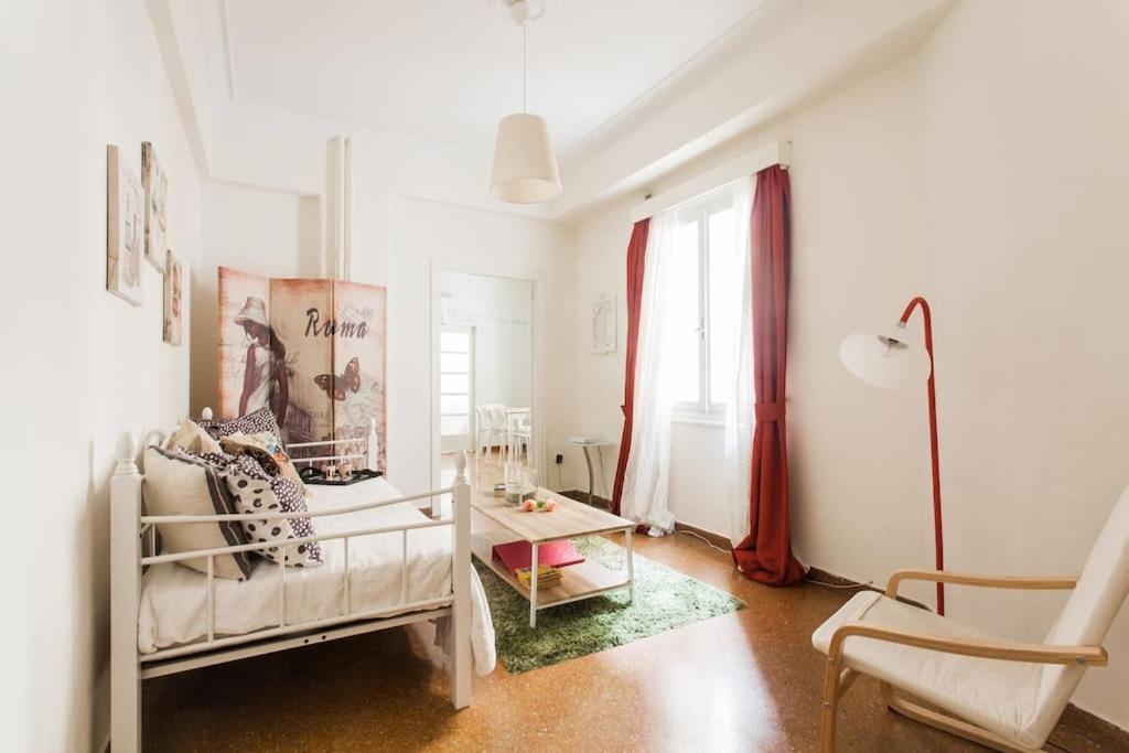 Amazing 3Bdr Apt With Unique Roof Garden In Plaka Ateny Zewnętrze zdjęcie