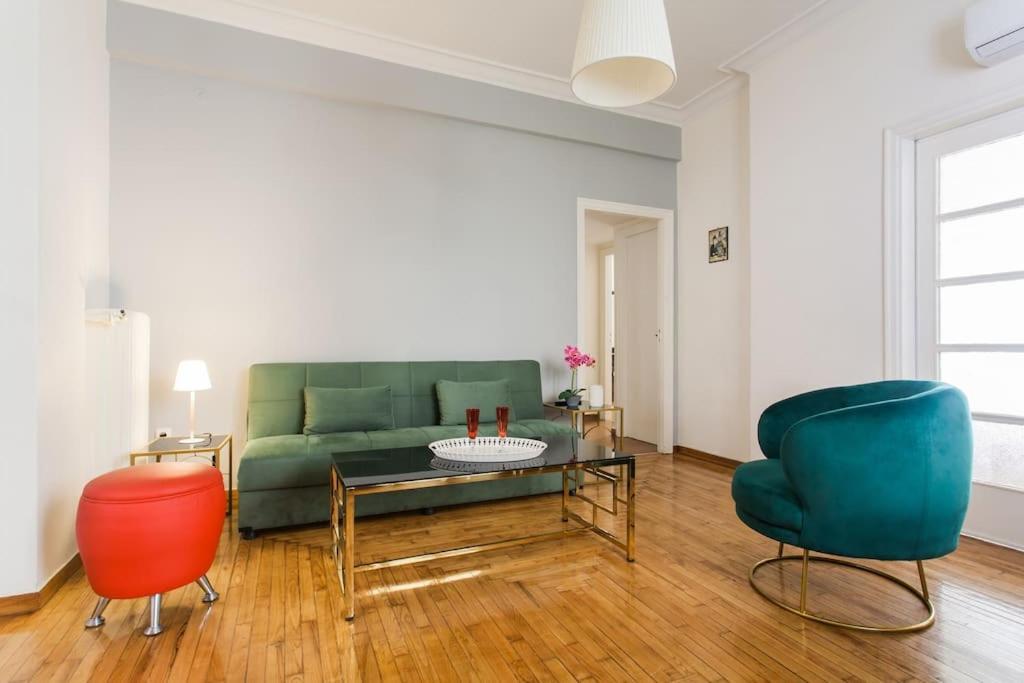Amazing 3Bdr Apt With Unique Roof Garden In Plaka Ateny Zewnętrze zdjęcie