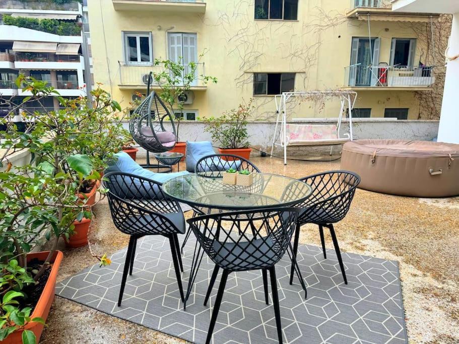 Amazing 3Bdr Apt With Unique Roof Garden In Plaka Ateny Zewnętrze zdjęcie